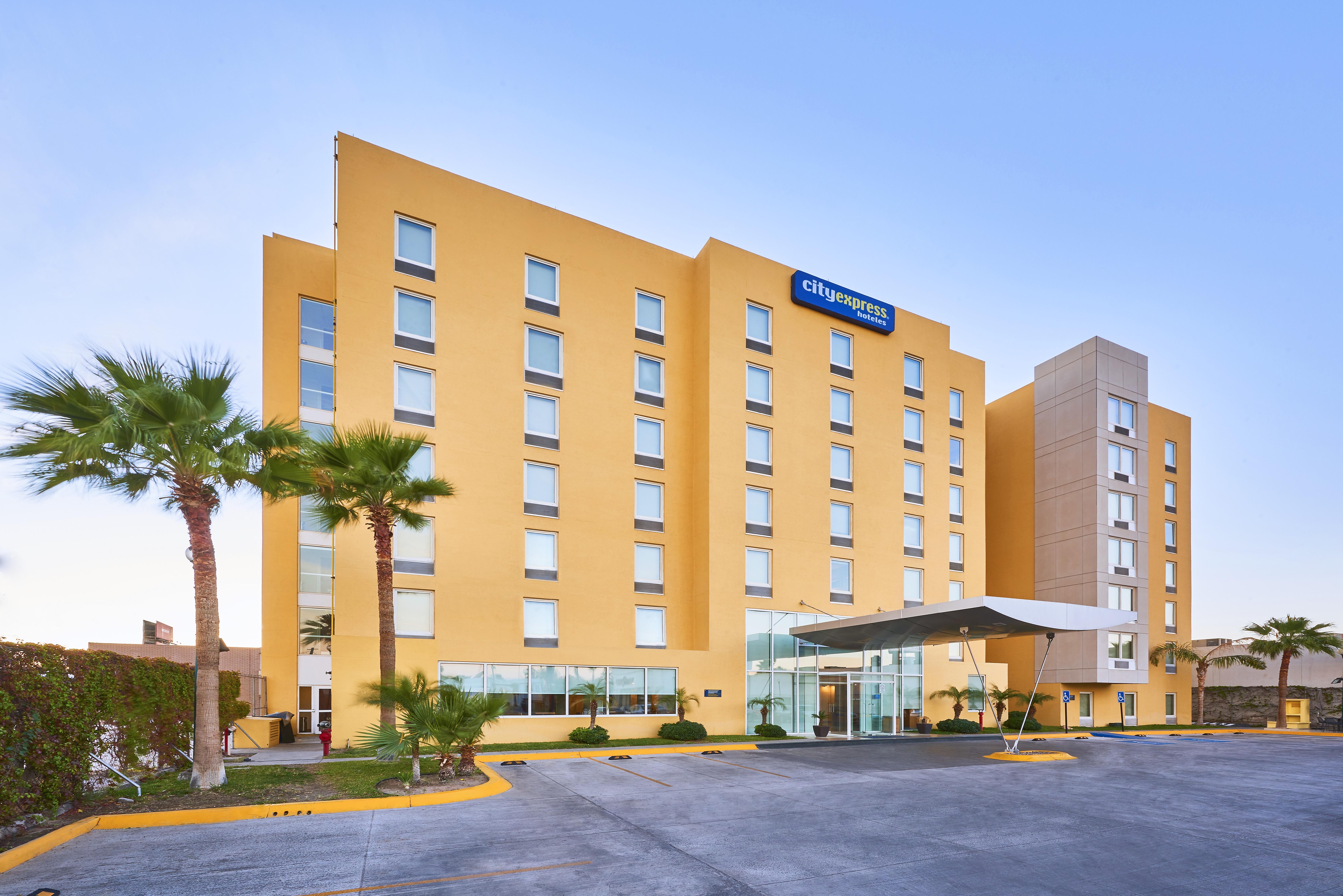 Hotel City Express By Marriott Mexicali Esterno foto